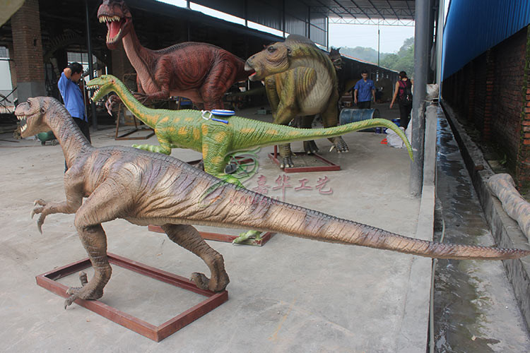 Silicone Rubber Life Size Velociraptor High Durability For Kids Playground