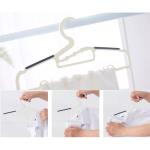 Indoor Houseware Plastic Products Plastic Coat Hangers Non Slip