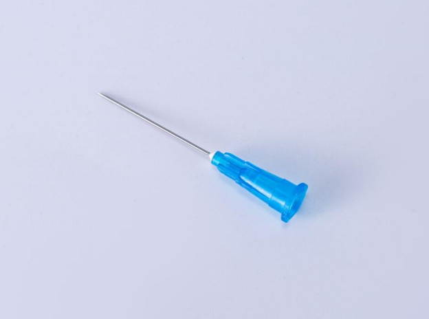 Disposable Sterile Hypodermic Needle Different Sizes For Injection Syringe