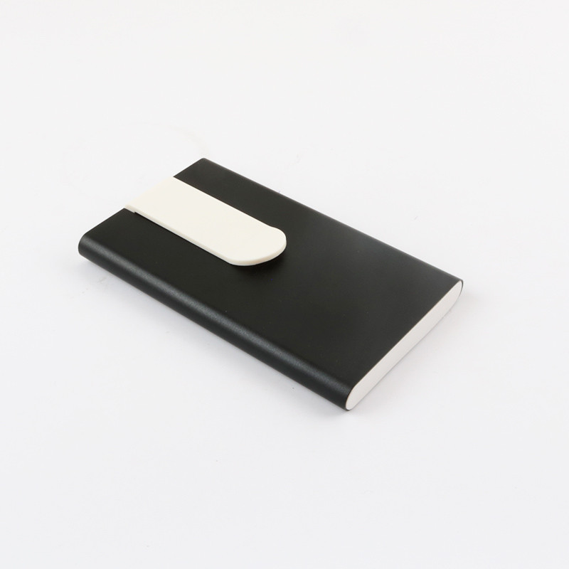 3000MAH Plastic Portable Power Pack With Print Or Engraving LOGO