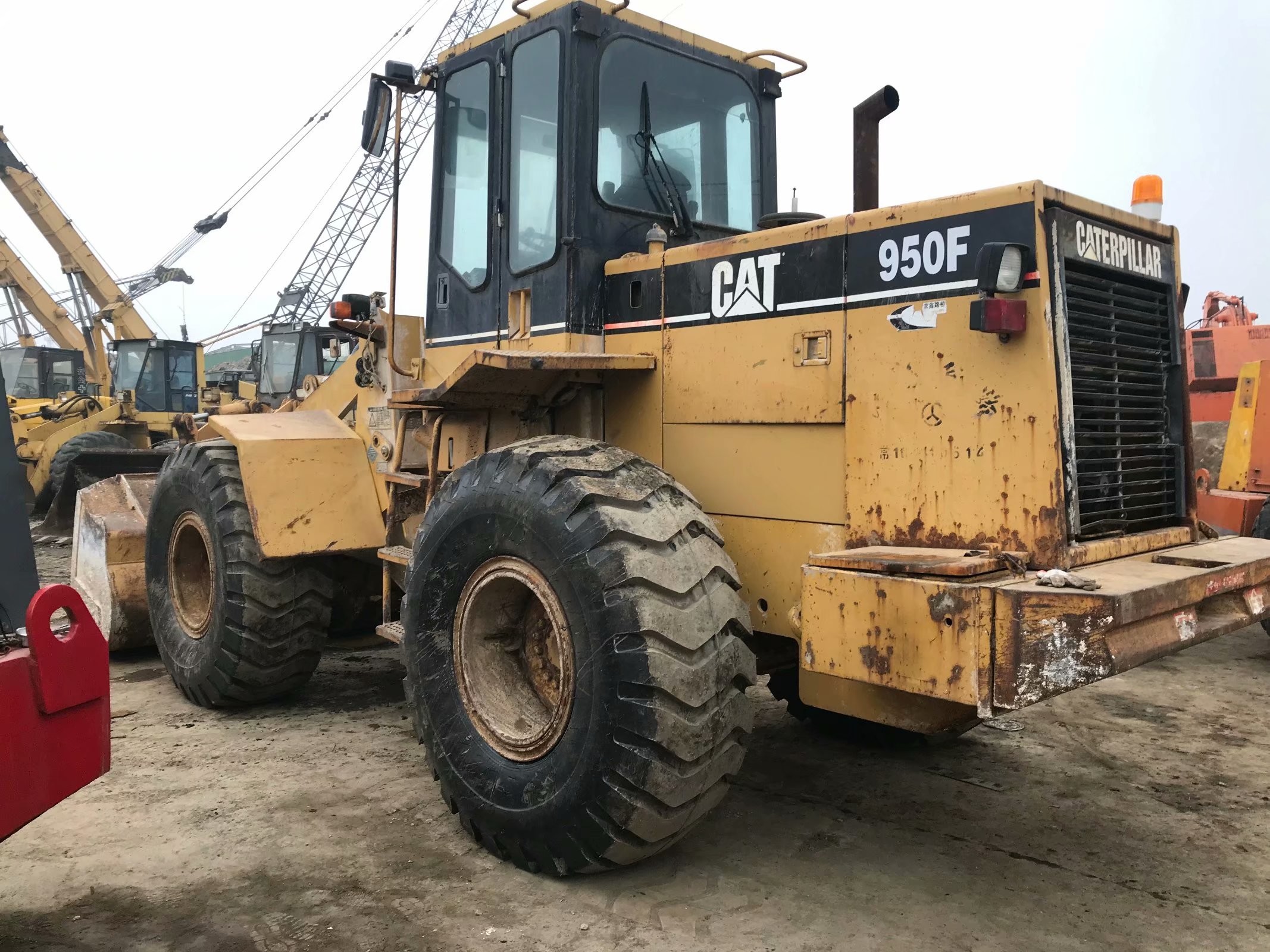 Original paint Used CAT Wheel Loader 950F Made in japan engine power 180hp