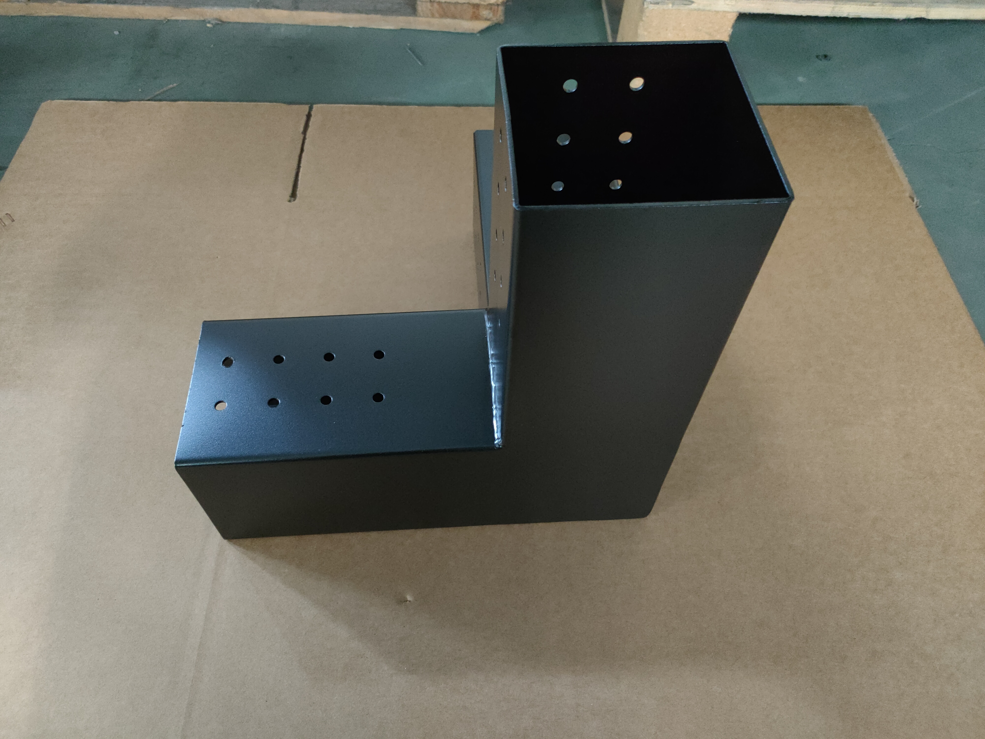 Anti-Rust Reinforcement High Carbon Steel Pergola Corner Brace for Waterproof Outdoor