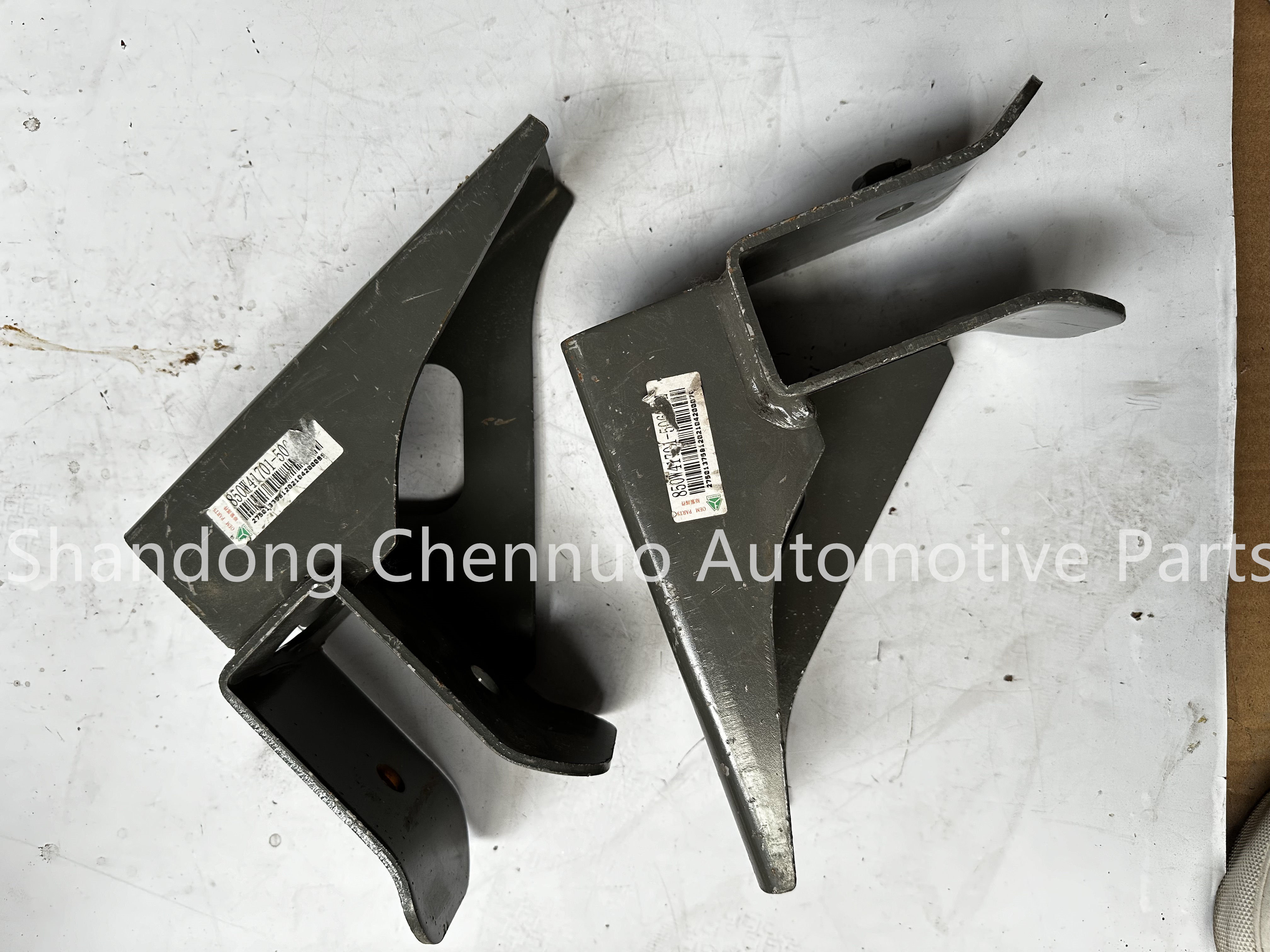 Right Upper Bracket For Rear Suspension Of Driver'S Cab 850W41701-5069-5070