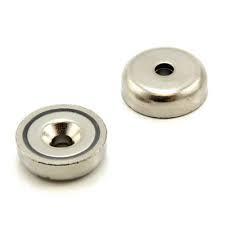 Wholesale N42 25mm Dia x 8mm Thick x 5mm Countersunk Magnetic Holder from china suppliers