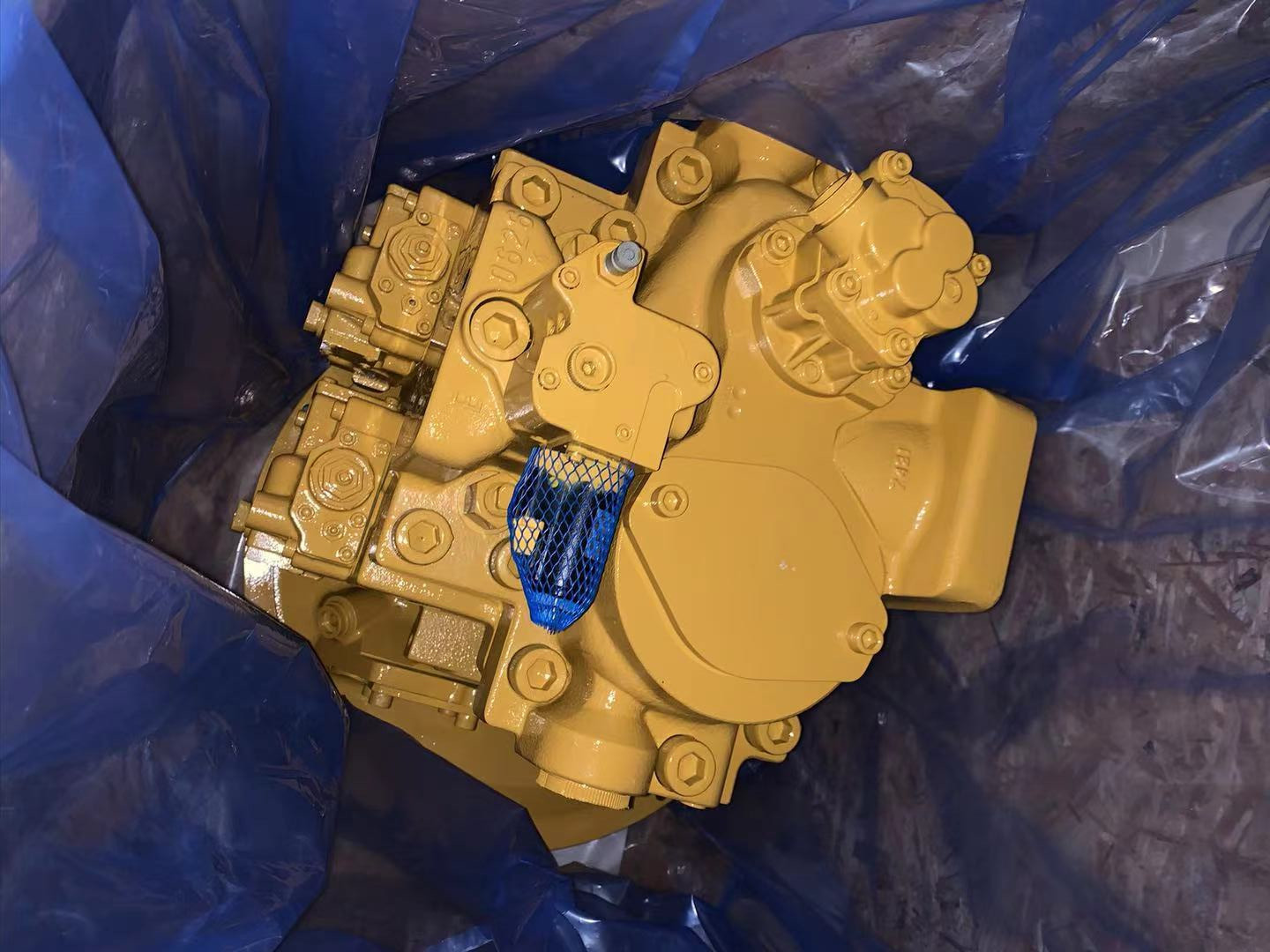 Main Pump S3 Motor Pump SR17 Pump assembly TH35-C13T Hydraulic Pump 340D Piston Pump