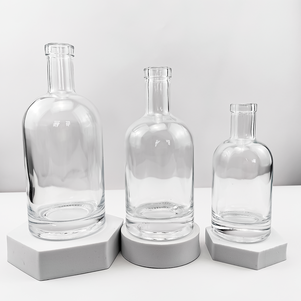 Glass Beverage Bottle 700ml 750ml 1L Nordic Empty Rum Whisky Vodka Spirit With Cork