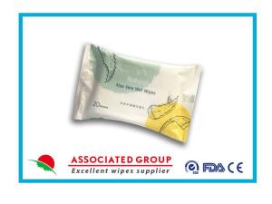 Wholesale Natural Aloe Vera Essence Adult Wet Tissues Hydrating While Skin Cleansing from china suppliers