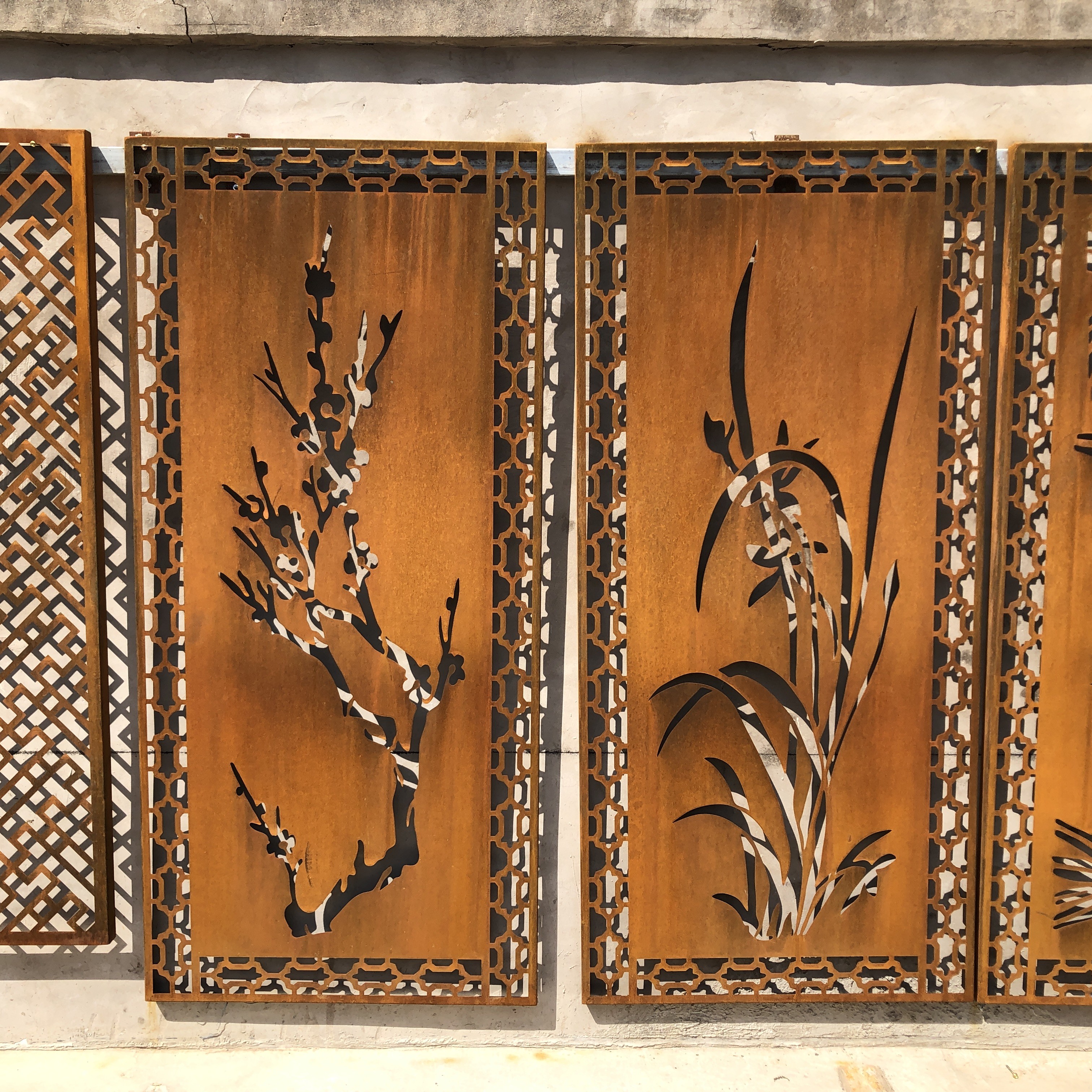 Weathering Steel Panel Room Dividers With Lights Decorative Metal