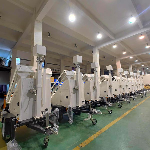 Mobile Solar Light Tower Emergency Response Telescopic Light Tower Hydraulic Mast 5-9m Solar LED Light Tower