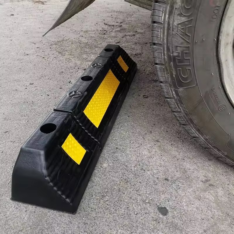 Durable Rubber Curb Garage Vehicle Floor Stopper For Parking