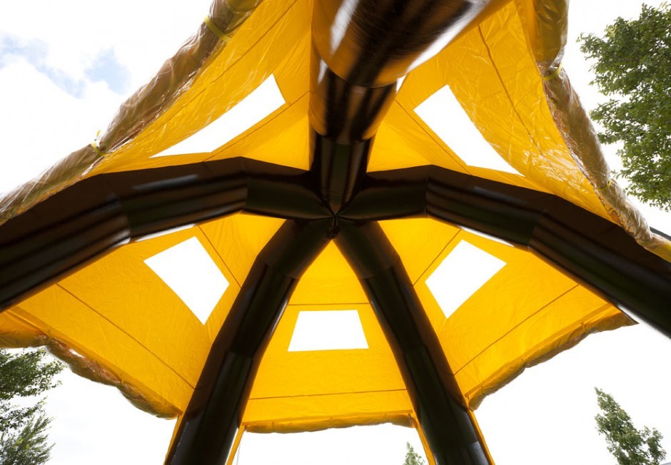 Water Proof Black / Yellow Inflatable Spider Tent For Advertise , 6.8*6.8*4.8m