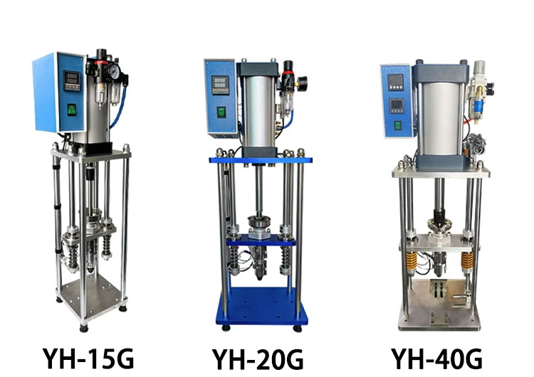 60 cm3 Theoretical Shot Volume Plastic Extrusion Molding Machine for USB Charging Head