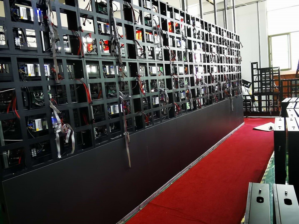 ISO2001 1000cd/m2 Fine Pitch Led Display IP54 LED Video Wall Screen Pantalla P3