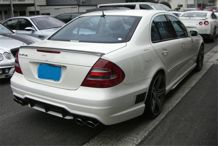 For Mercedes W211 Body Kit FPR Material W211 E260 E350 Upgrade WALD Style Body Kit