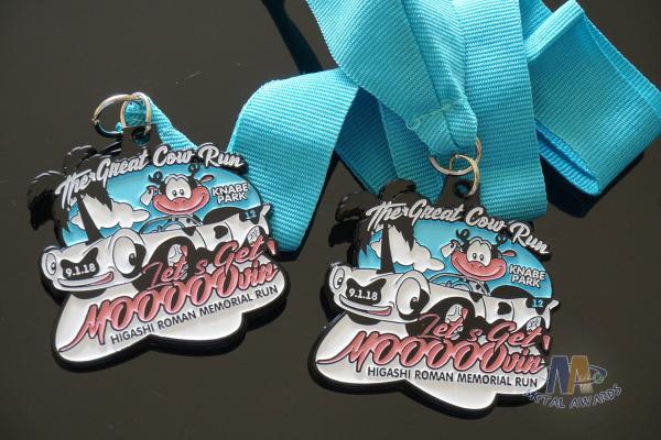 Great Cow Run Metal Award Medals Sport Softball Events Medallion Spray Black