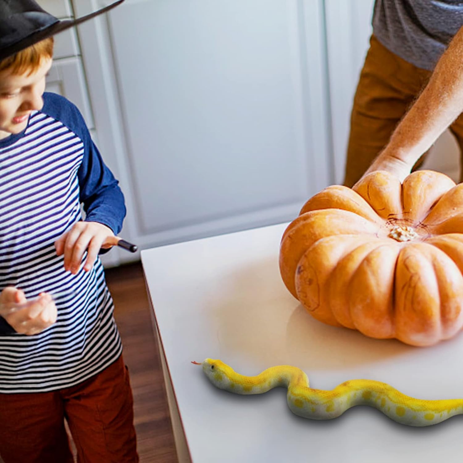 Realistic Snakes Toy Python Action Model for Unisex Ages 8-13 Halloween Prank Props