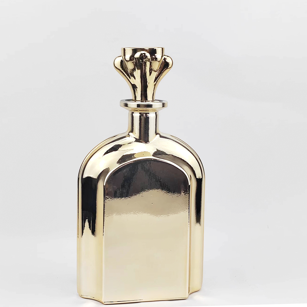 Glass Base Material Aromatherapy Bottle 300ml Gold Electroplated Perfume Oil Bottle