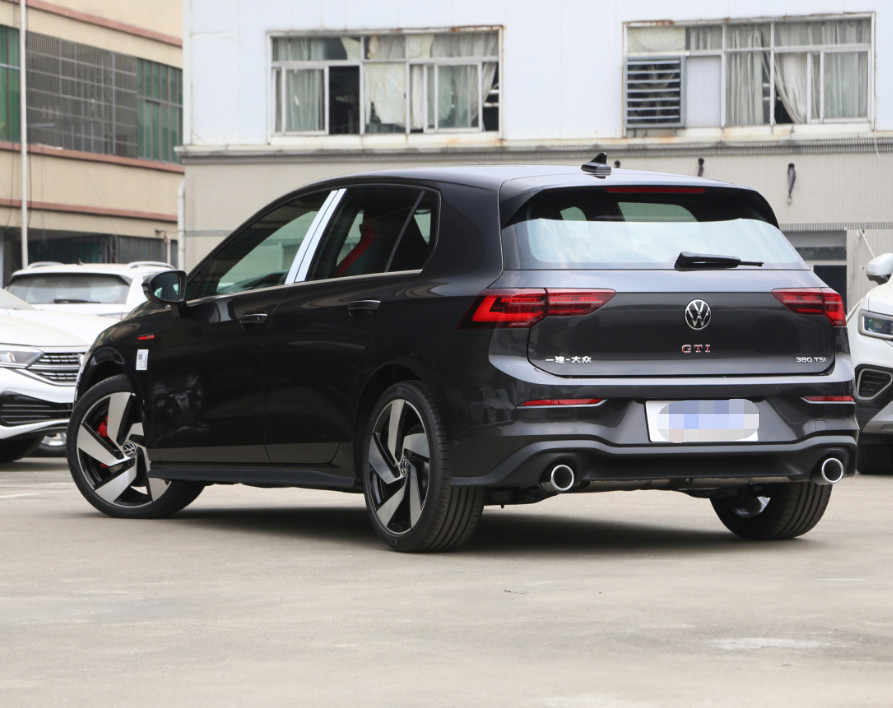 Gasoline Volkswagen Golf 2023 380TSI 2.0T 220HP L4 Electric sunroof 5 Seats Hatchback