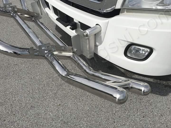 OEM Manufacturer Wholesale 304 S/S Truck Deer Guard Bumper For American Semi Big Truck Heavy Buty Body Parts
