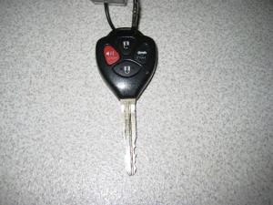 Wholesale black toyota replacement auto remote keys with high impact resistance from china suppliers