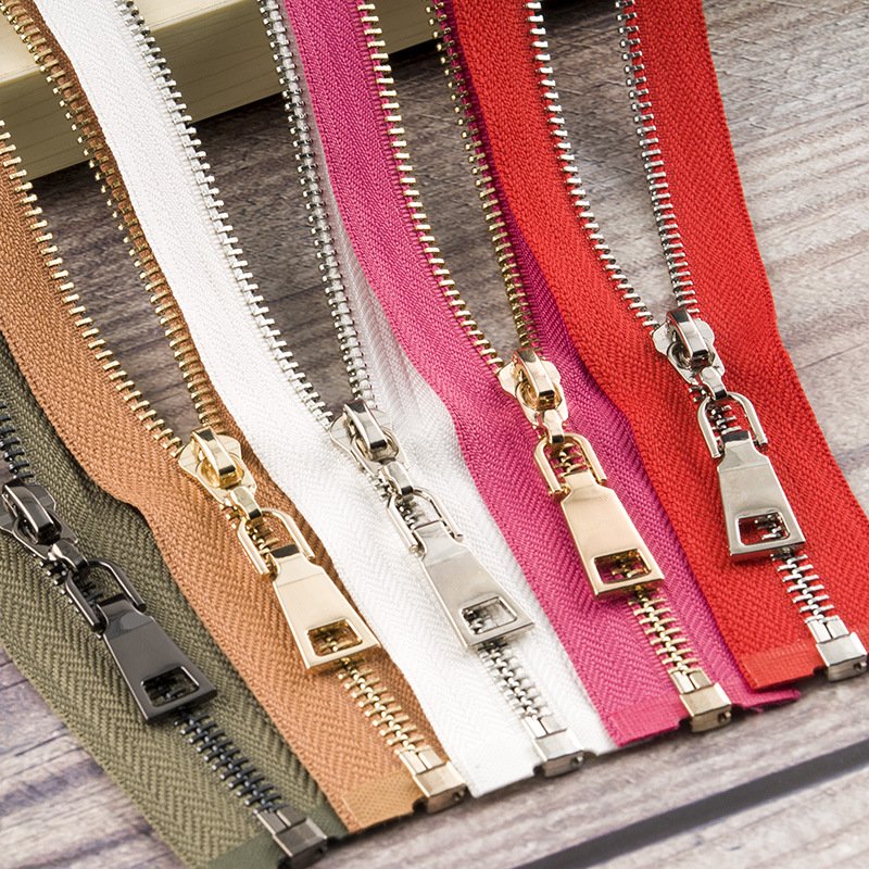 Matt Nickel Gunmetal Antique Silver Metal Zippers Flexible For Black Jacket