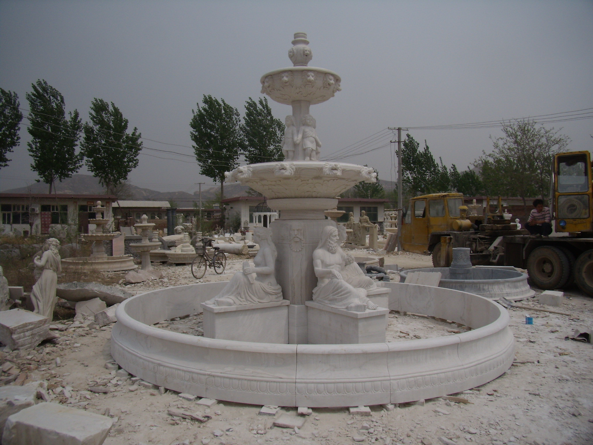 OEM Water Fountain Pool With Lion 300cm Stone Carving Sculpture