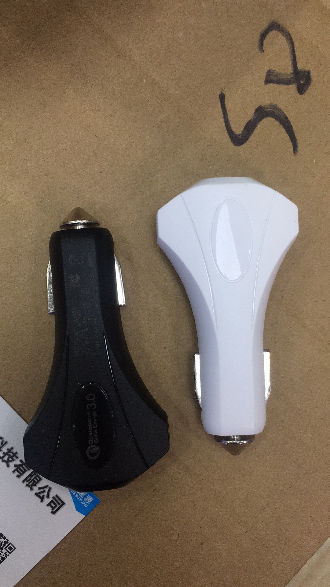 7A 3 USB CAR CHARGER QC3.0 TYPE-C+ USB Universal Compatible USB CAR CHARGER for all electronics cheap price model 369
