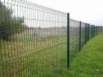 China Manufacturer Wholesale 3D V Bending Curved Garden Farm Fence For Perimeter