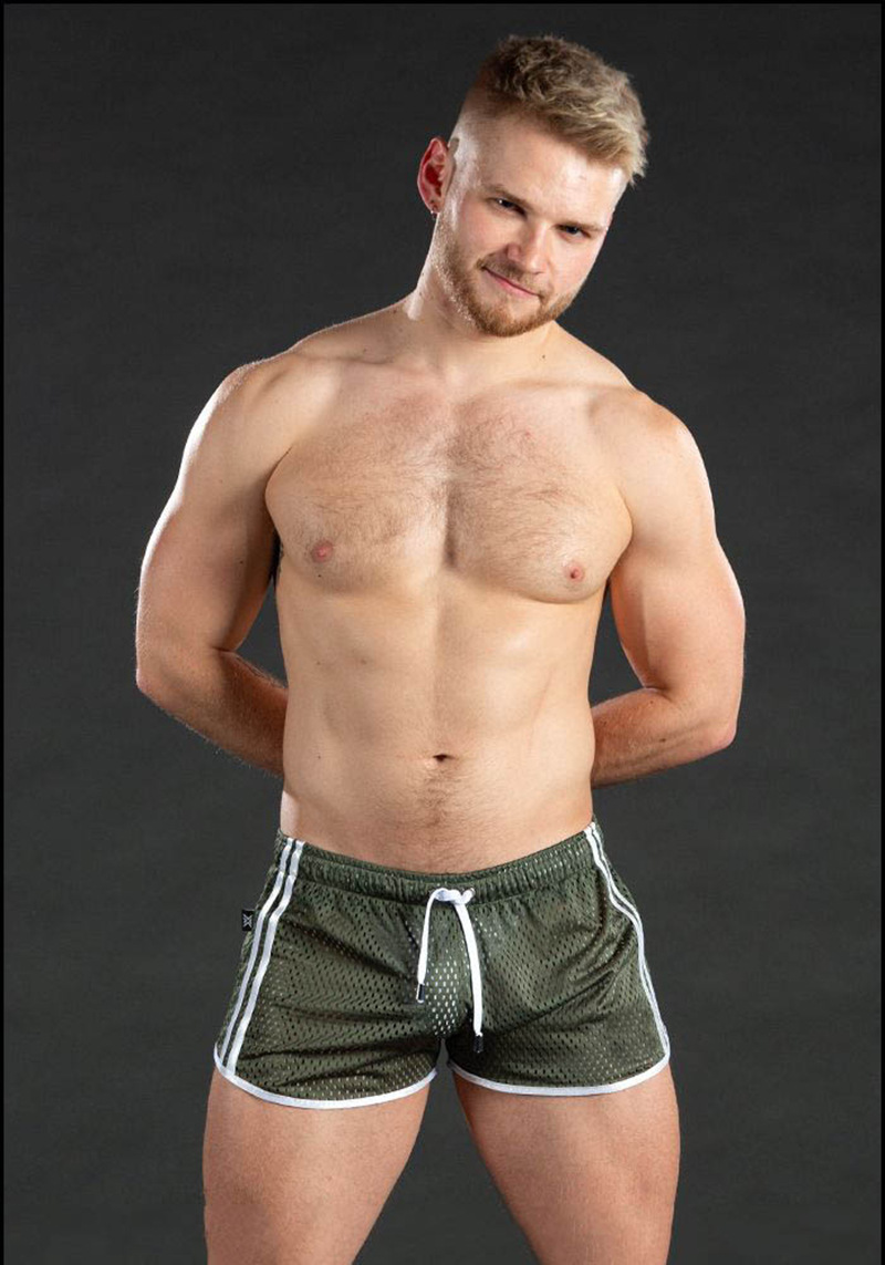 Solid Woven Men Mesh Shorts M-2XL Worsted Beach Fitness Training Shorts