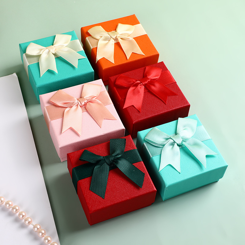 Square Recycled Materials Jewelry Packaging Paper Boxes for Luxury Rings and Earrings