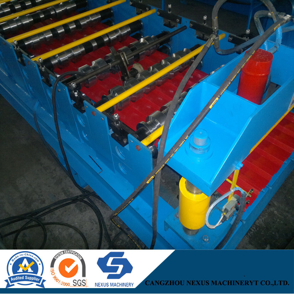 Mitsubishi PLC Metal Roof Roll Forming Machine Automatic Cutting for Roofing