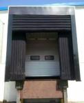 Commercial Dock Door Shelter , Loading Dock Shelters 0.18-0.35kw Power