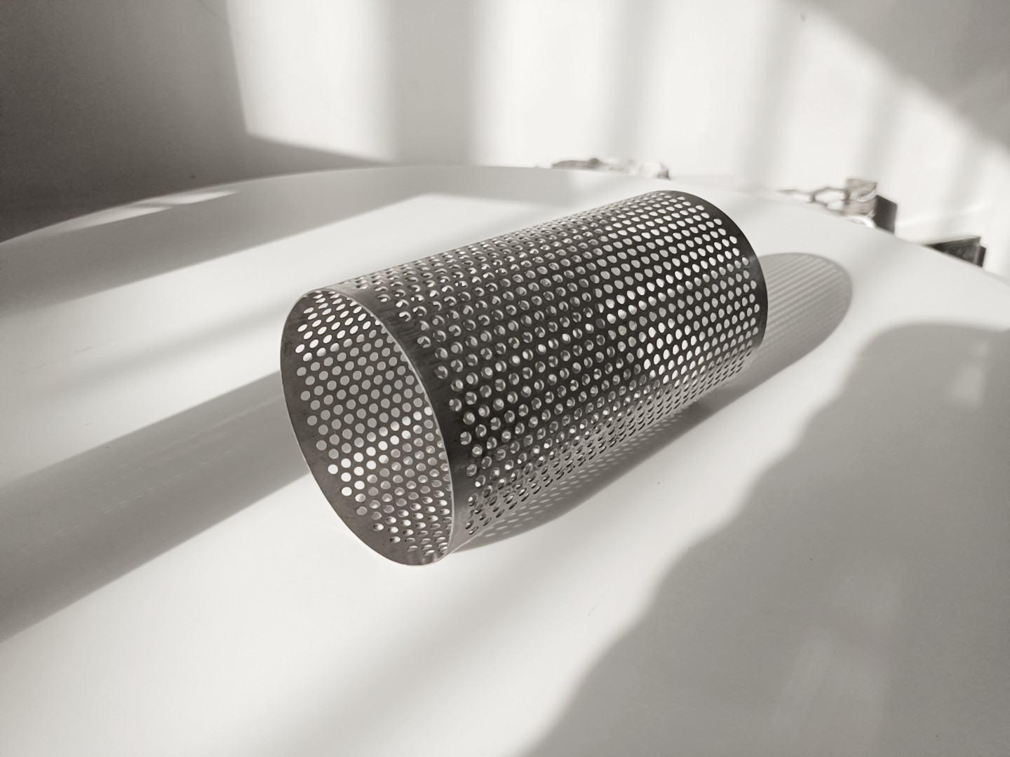 3mm Hole 304 SUS Perforated Metal Pipe , Water Filter Tube Welded