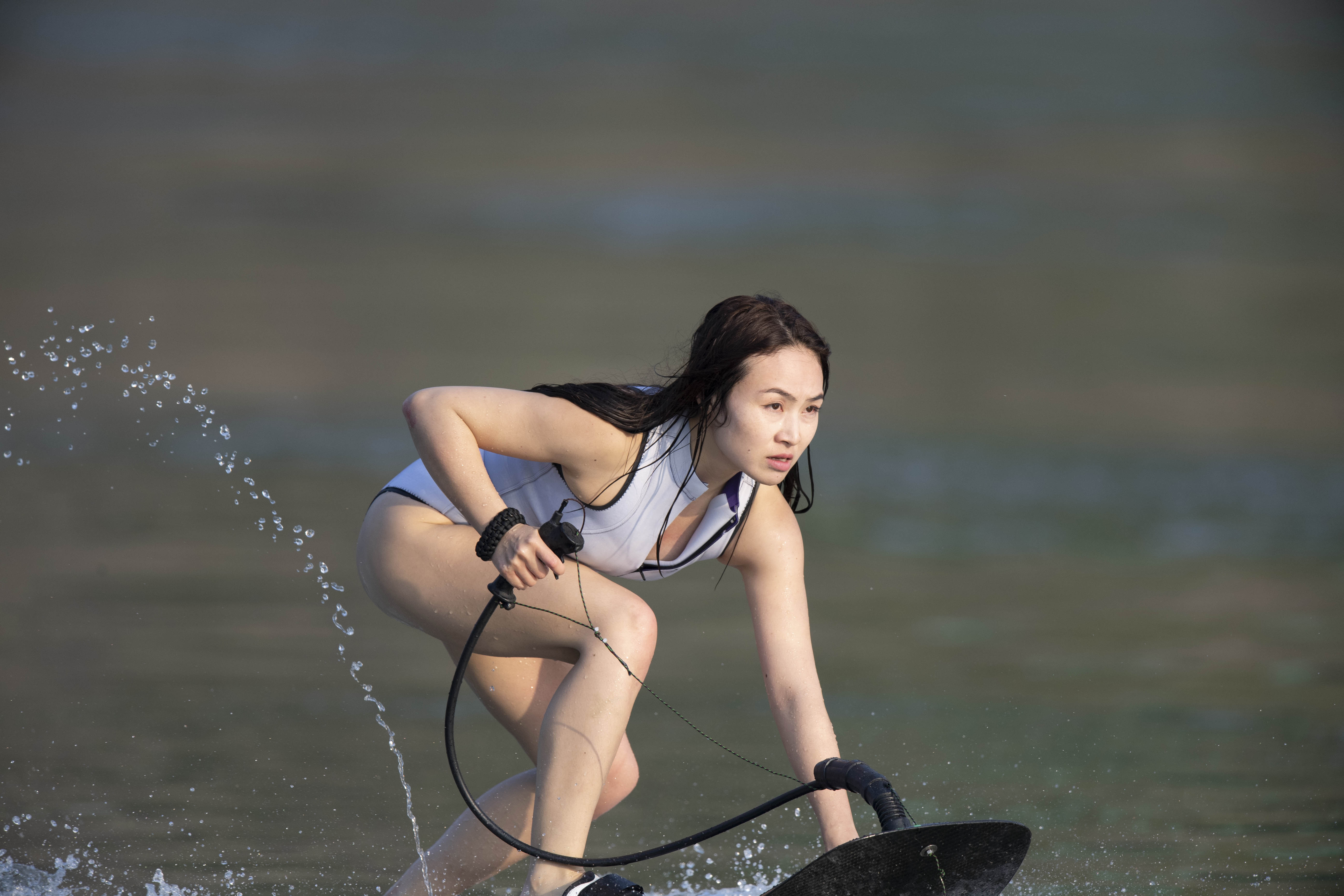 2 Hours Endurance Electric Jet Body Board with 60km/h Max Speed and Water Thruster