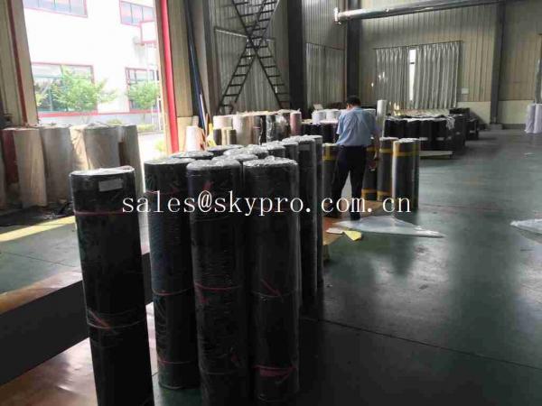 Quality Industrial Black Rubber Sheeting Roll Smooth Surface Self - Adhesive Rubber Matting Rolls for sale