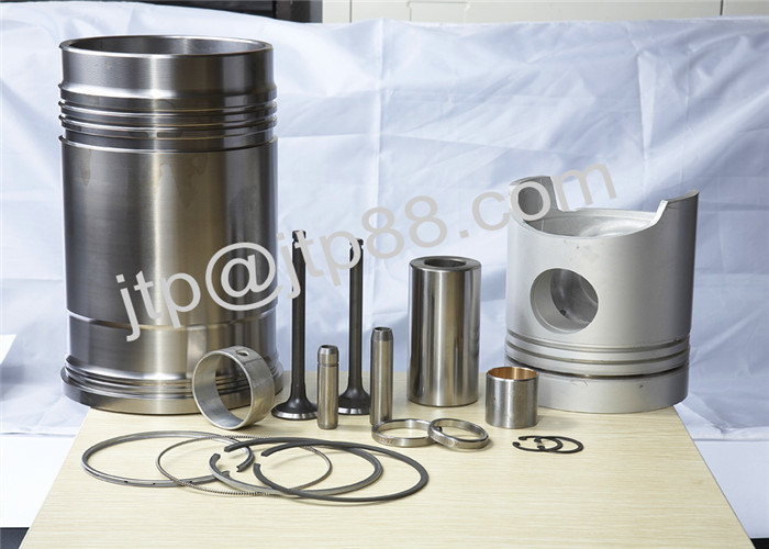 Fuso Truck Engine Piston Rings 2.806 * 2.5 * 4 Size OEM ME997465 Metal Material