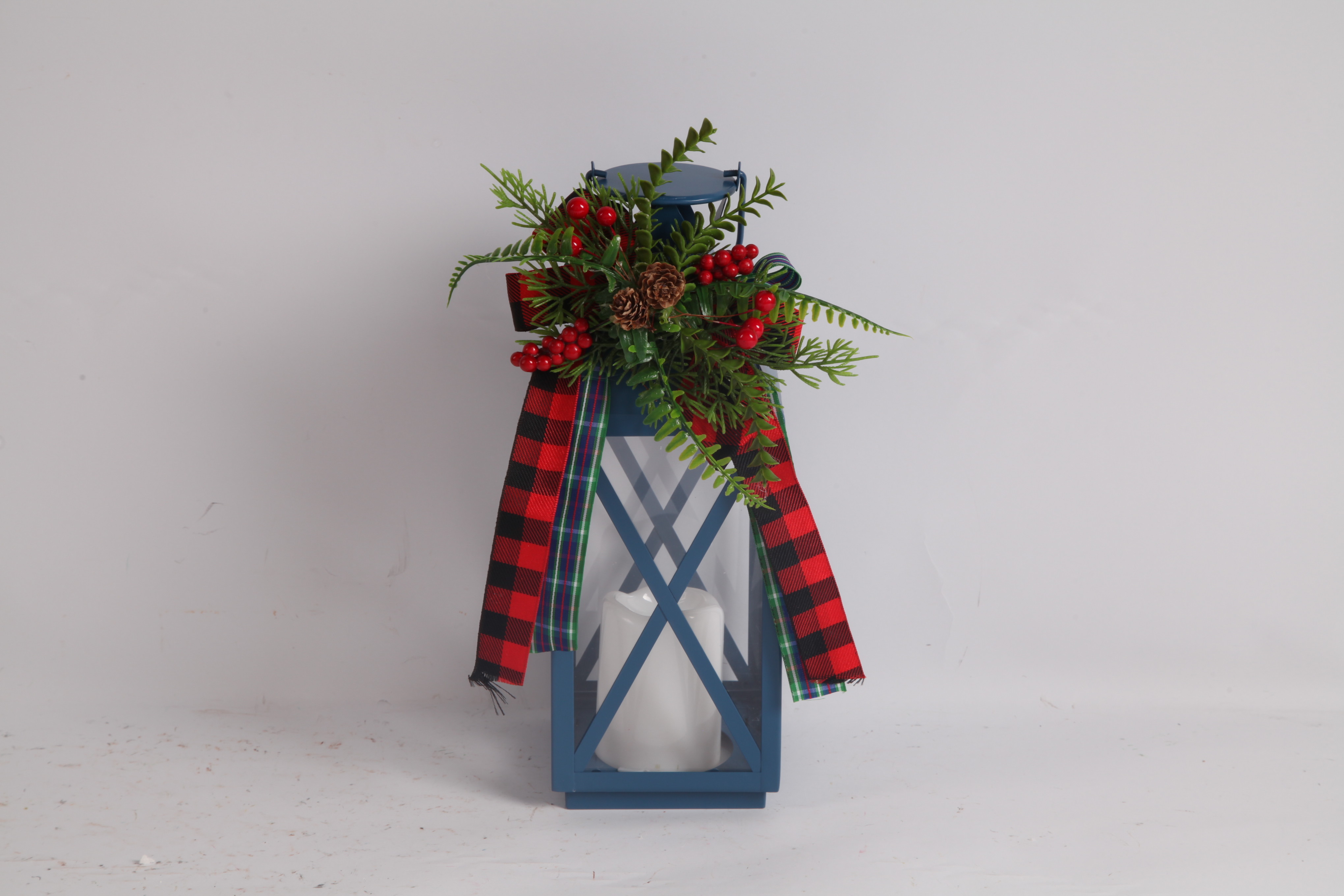 Christmas Lanterns Indoor Outdoor Metal Decorations Electronic Candles
