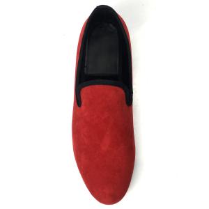 Wholesale Royal Style Men'S Velvet Slippers Embroidered Mens Velvet Burgundy Loafers from china suppliers