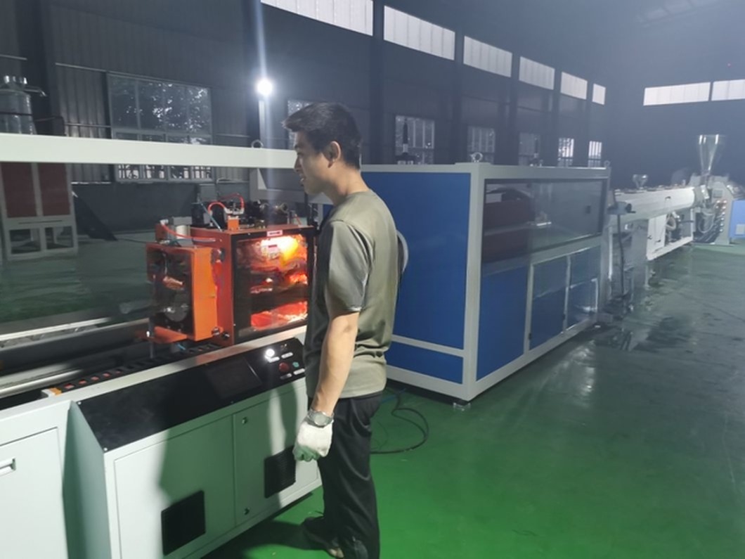 PVC Pipe Non Dust Cutter