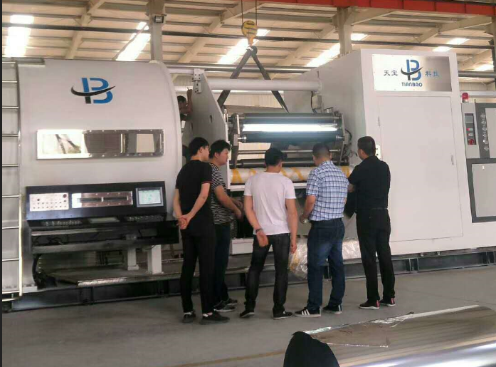 Soft Hardness Pure Silver Metallized PET Film Aluminized Mylar Film for Multiple Extrusion