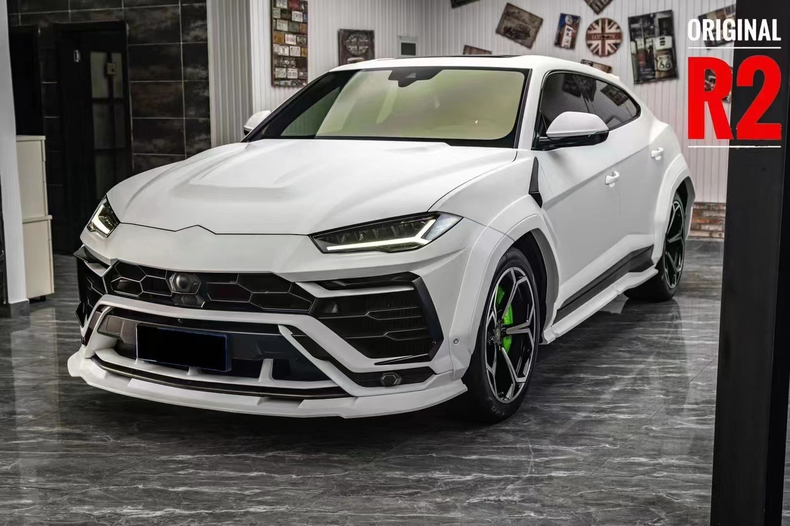 Auto Parts for Lamborghini URUS Body Kit URUS Upgrades PRIOR Style Front Shovel Diffuser Spoiler Wide Body Kit