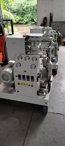 Four Stage Oil Free High Pressure Oxygen Compressor 15-60m3 Air Cooled