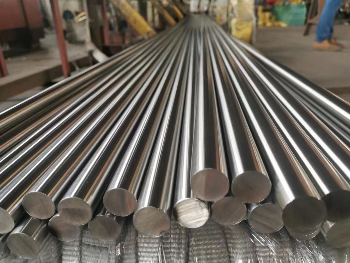 EN 1.4116 DIN X50CrMoV15 Stainless Steel Bright Polished Round Bars