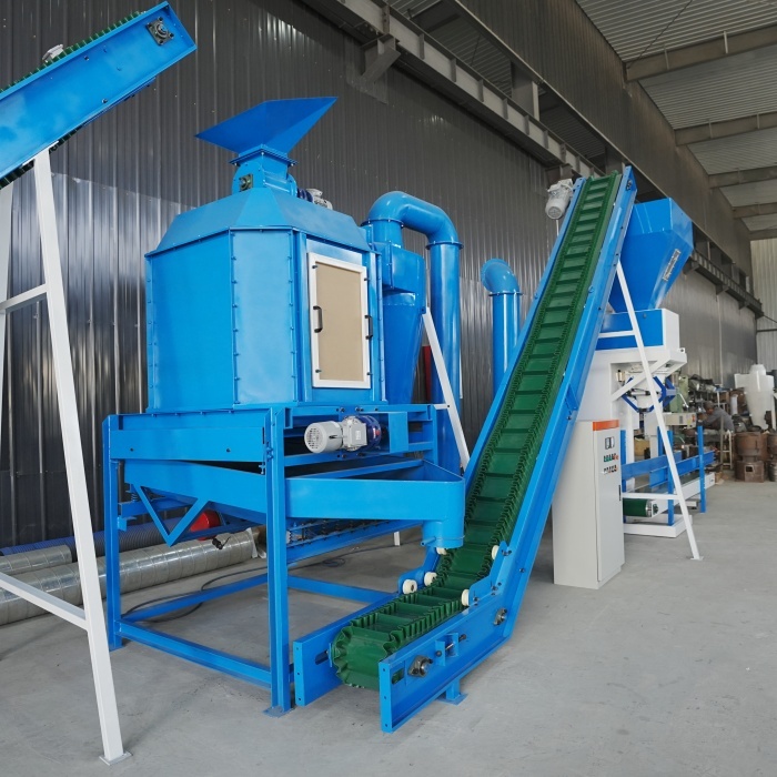 Professional Biomass Wood Sawdust Pellet Machine 60HRC