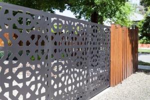 Wholesale Villa Garden Decoration Powder Coated Laser Cut Screen Aluminum Garden Fence Panels from china suppliers