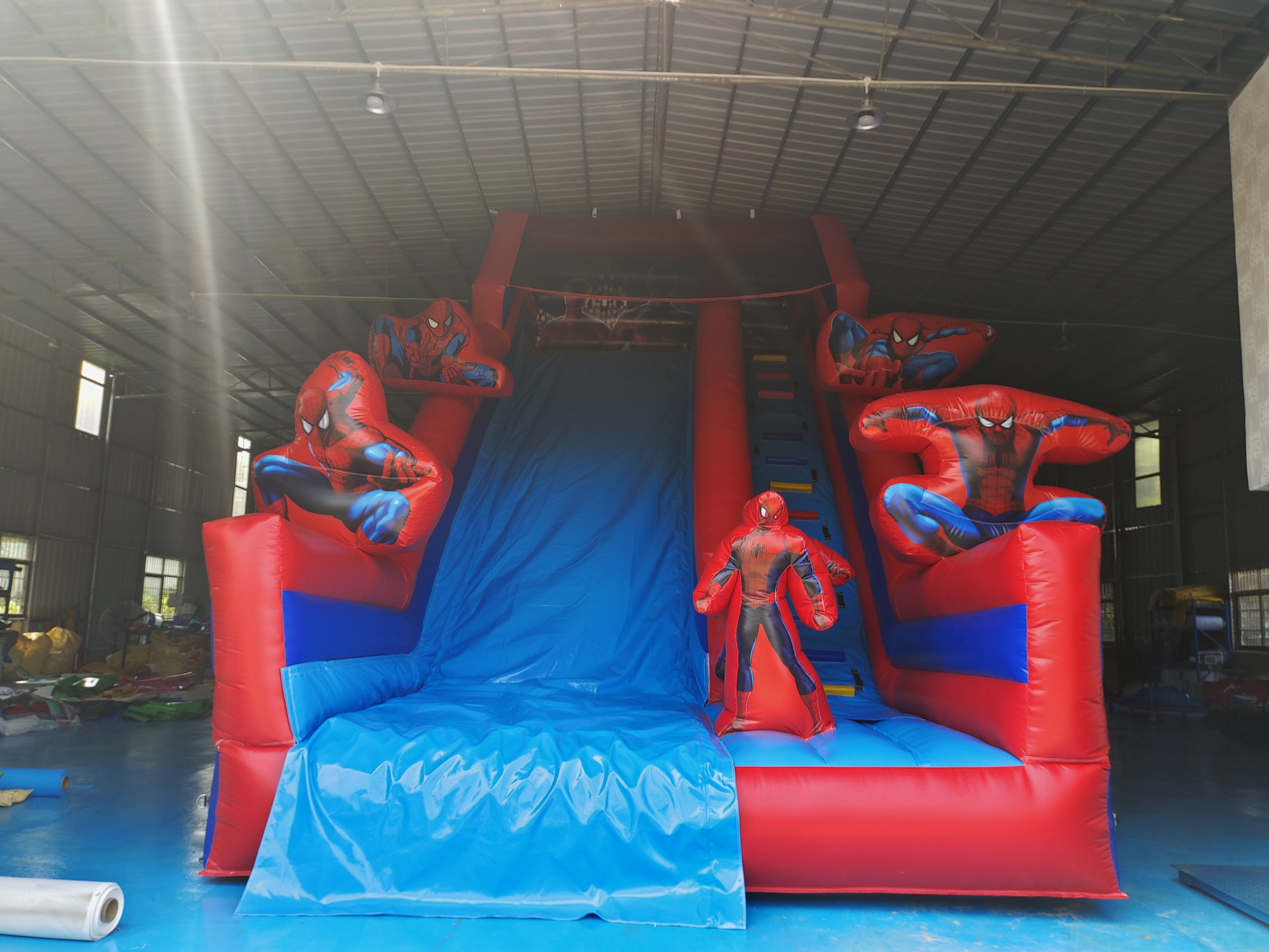 Commercial Grade Inflatable High Slide Spider-Man Hero Cartoon Figure Inflatable Slide For Party Rental For Kids