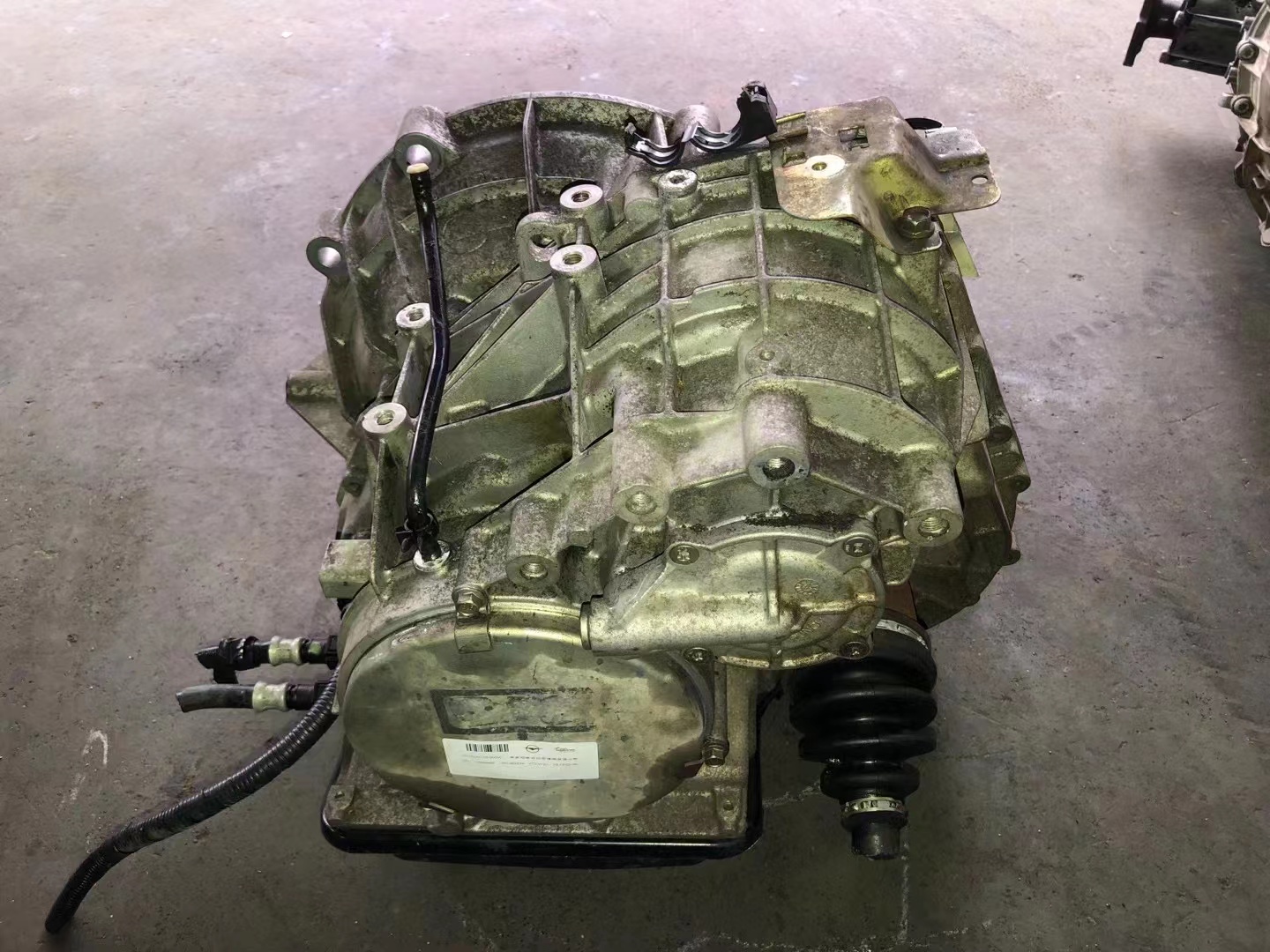 HAIMA Family Transmission 13038986 Used 2speed Automatic Gearbox Assy VT2