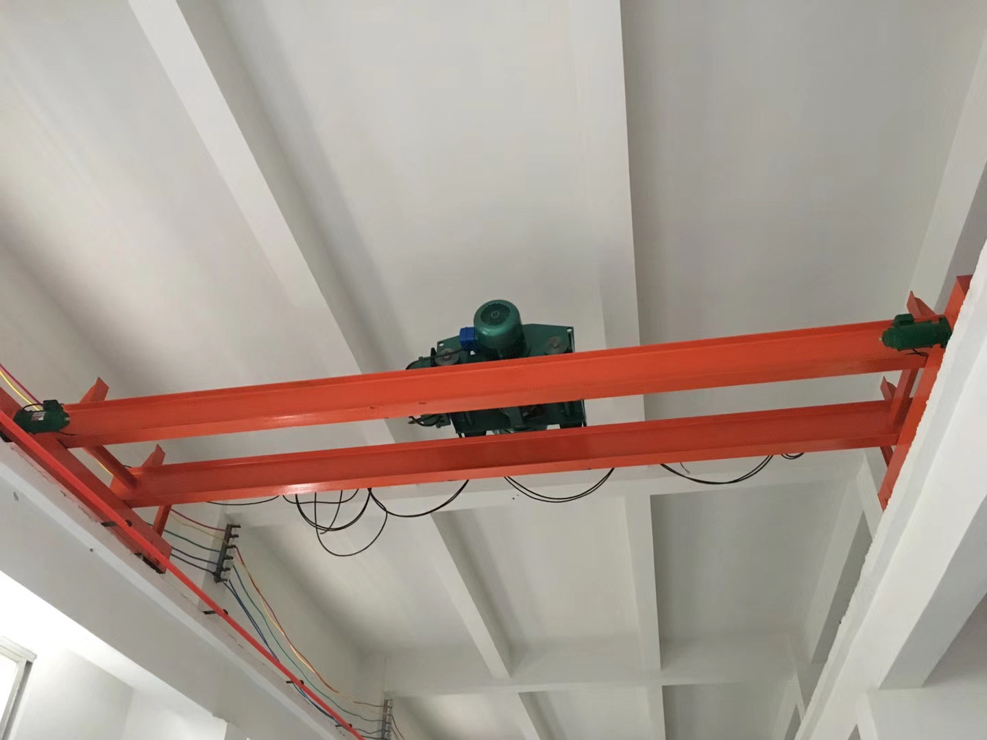 China's high quality and low price light 3 tons double beam bridge crane, simple double beam lifting machinery, double b