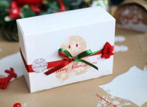 Wholesale Customized Paper Small Christmas Gift Boxes / Xmas Wrapping Boxes from china suppliers