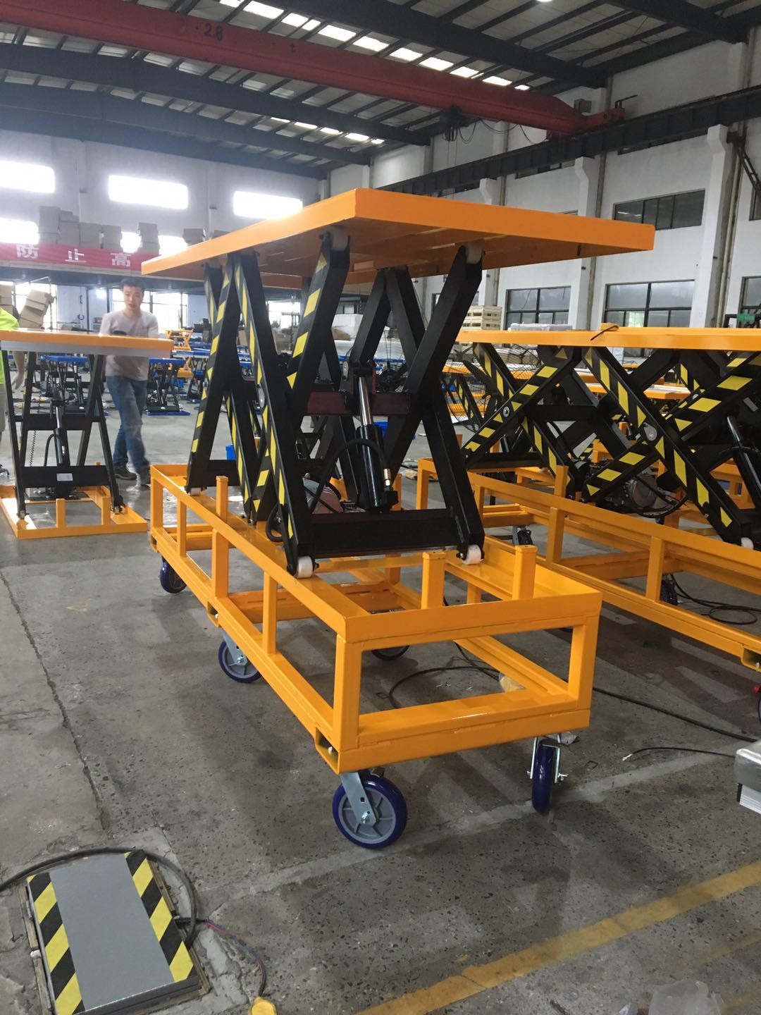 6 Wheeler 2200lbs 1500 Lbs 1000 Lb Electric Lift Table Cart Large